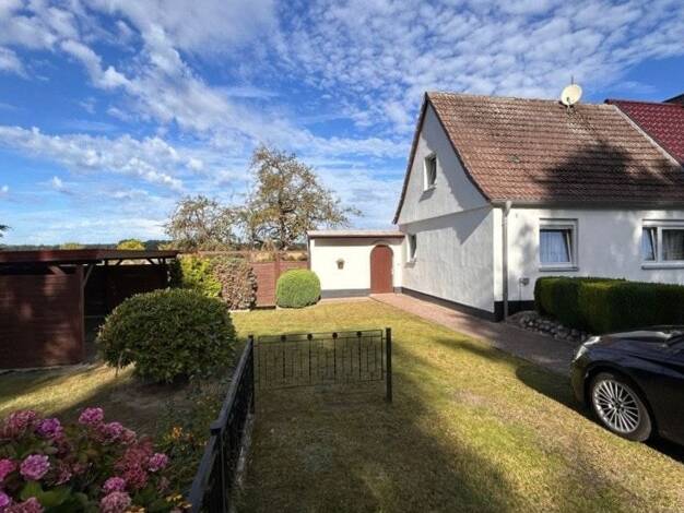 Doppelhaushälfte zum Kauf 180.000 € 3 Zimmer 84 m² 1.755 m² Grundstück Damgarten Ribnitz-Damgarten 18311