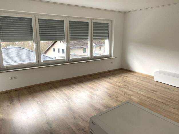 Wohnung zum Kauf 68.000 € 2 Zimmer 40 m² 1. Geschoss Naumburg 34311