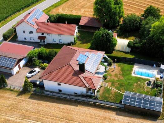 Bungalow zum Kauf 499.000 € 8 Zimmer 200 m² 1.092 m² Grundstück frei ab 01.10.2026 Schalkham Rotthalmünster 94094