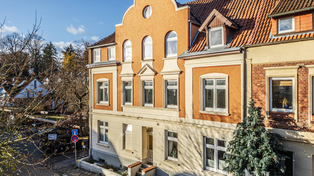 Mehrfamilienhaus zum Kauf als Kapitalanlage geeignet 699.000 € 15 Zimmer 300 m² 242 m² Grundstück Kreideberg Lüneburg 21339