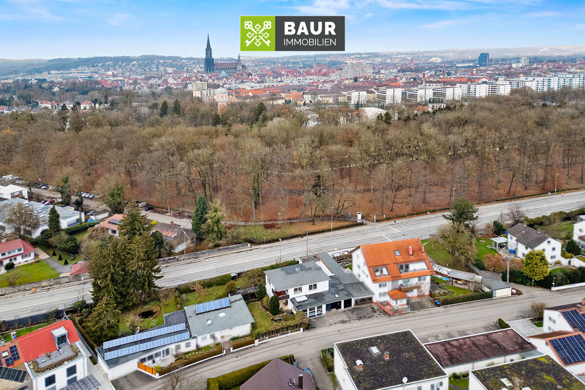 Einfamilienhaus zum Kauf 898.000 € 8 Zimmer 237 m²<br/>Wohnfläche 988 m²<br/>Grundstück Stadtmitte Neu Ulm 89231