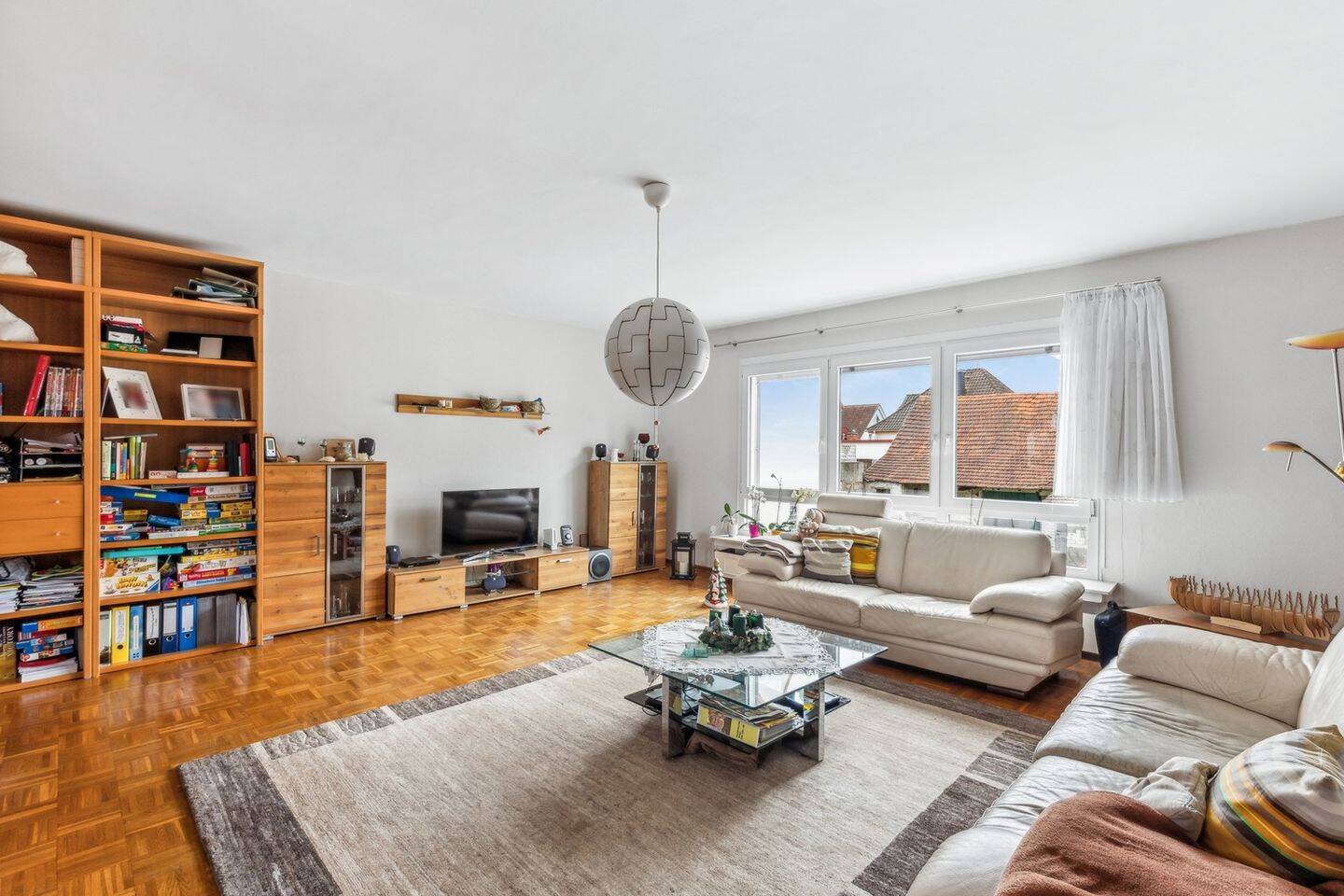 Immobilie in Kriftel - Bezugsfreies Wohn- und Geschäftshaus mit Entwicklungsmöglichkeiten - Bild 3