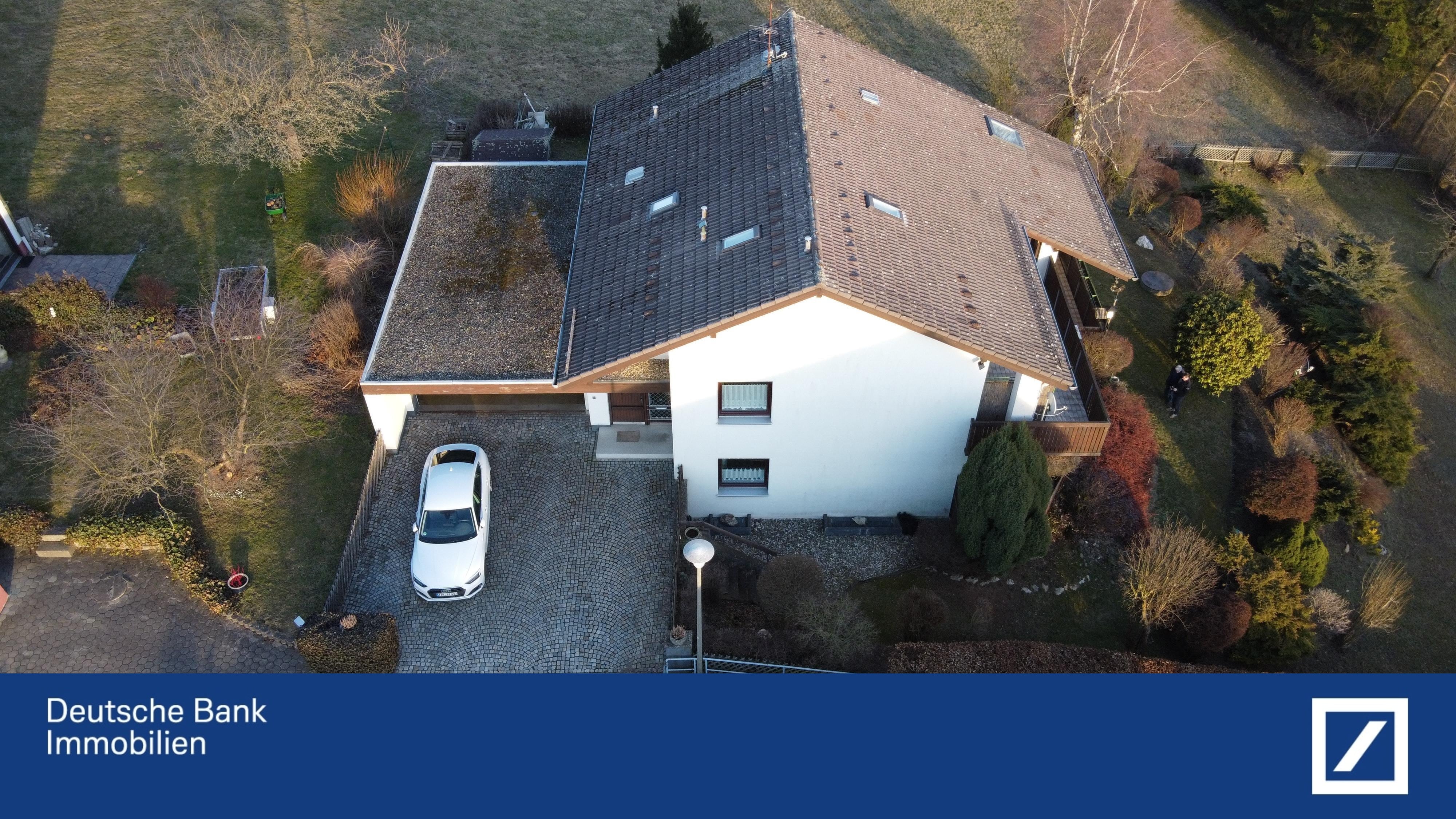 Einfamilienhaus zum Kauf 295.000 € 8 Zimmer 204 m²<br/>Wohnfläche 1.604 m²<br/>Grundstück Röthenbach Arzberg 95659