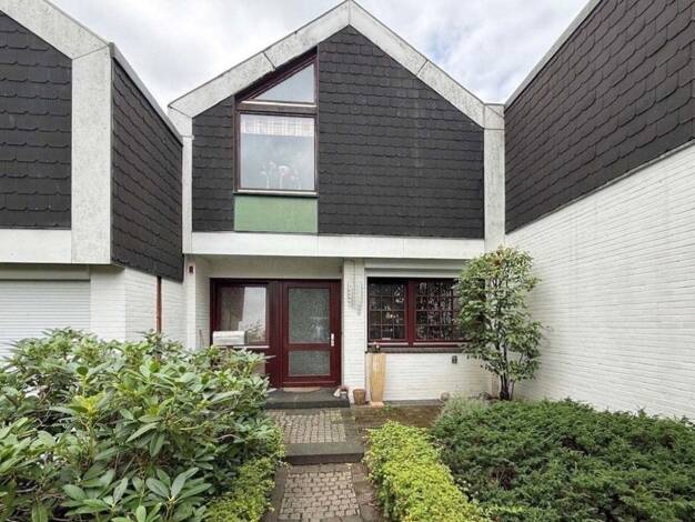 Reihenmittelhaus zum Kauf 319.000 € 4 Zimmer 111,8 m² 246 m² Grundstück Eißendorf Harburg 21077