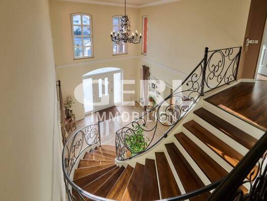 Villa zum Kauf 1.330.000 € 7 Zimmer 507 m² 1.407 m² Grundstück Hunderdorf 94336