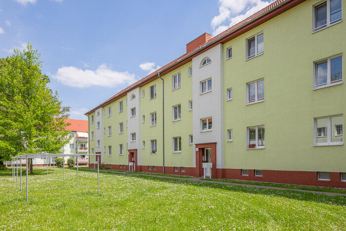 Wohnung zur Miete 468 € 3 Zimmer 72 m²<br/>Wohnfläche 1.<br/>Geschoss 14.01.2025<br/>Verfügbarkeit Calbische Str. 7 Siedlung Fermersleben Magdeburg 39122