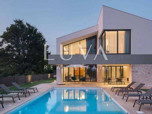 Einfamilienhaus zum Kauf 1.650.000 € 5 Zimmer 496 m² Šišan, Ližnjan Ližnjan 52204