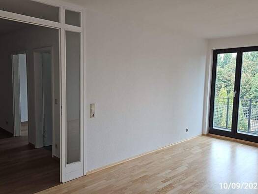 Wohnung zur Miete 585 € 3 Zimmer 66,6 m² 3. Geschoss frei ab sofort Halberstädter Straße 100 Sudenburg Magdeburg 39112