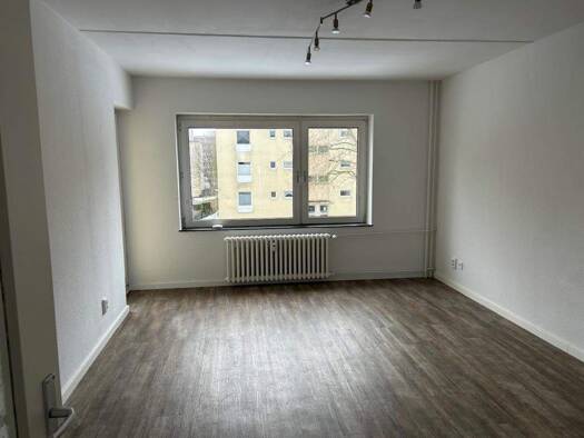 Wohnung zur Miete 669 € 3 Zimmer 65,6 m² 2. Geschoss frei ab 17.04.2026 Mönweg 6 Mettenhof Kiel 24109