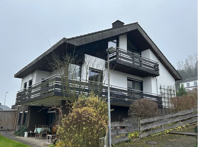 Einfamilienhaus zum Kauf 440.000 € 7 Zimmer 230 m²<br/>Wohnfläche 658 m²<br/>Grundstück Höxter - Kernstadt Höxter 37671