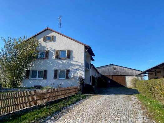Mehrfamilienhaus zum Kauf 382.000 € 9 Zimmer 200 m² 4.583 m² Grundstück Krautostheim Sugenheim Umgebung 91484