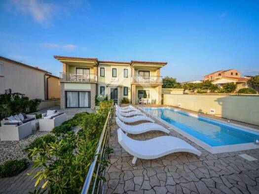 Haus zum Kauf 880.000 € 9 Zimmer 350 m² Vir