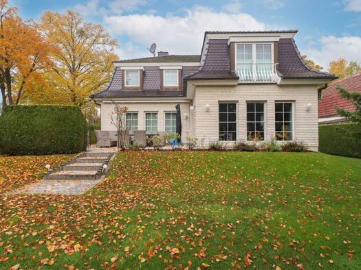 Einfamilienhaus zum Kauf provisionsfrei 950.000 € 5 Zimmer 210 m² 800 m² Grundstück Neuenhagen bei Berlin 15366