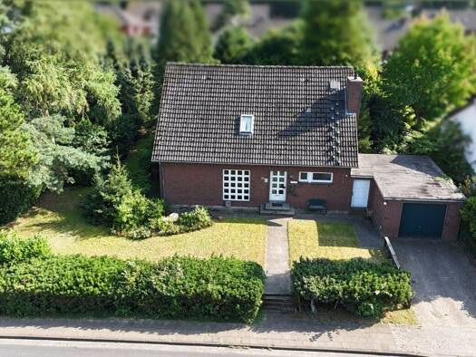 Einfamilienhaus zum Kauf provisionsfrei 269.000 € 6 Zimmer 142 m² 945 m² Grundstück Ahlhorn Großenkneten / Ahlhorn 26197