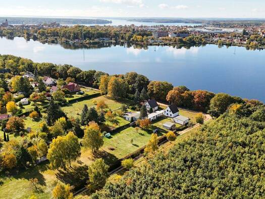 Einfamilienhaus zum Kauf 450.000 € 5 Zimmer 129 m² 2.002 m² Grundstück Waren Waren (Müritz) 17192