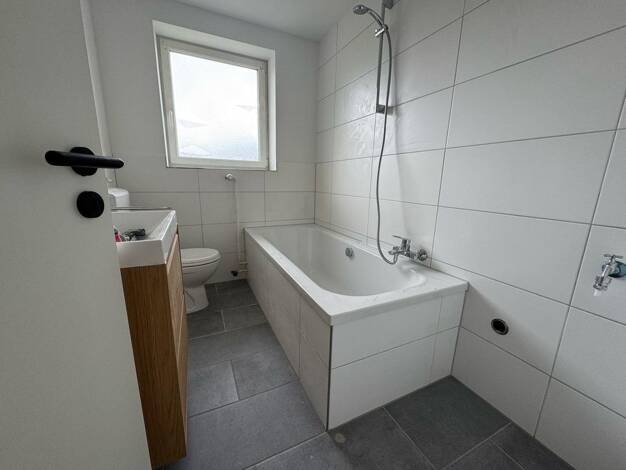 Wohnung zur Miete 800 € 3 Zimmer 78 m² 3 Geschosse frei ab sofort Pfaffenberg Mallersdorf-Pfaffenberg 84066