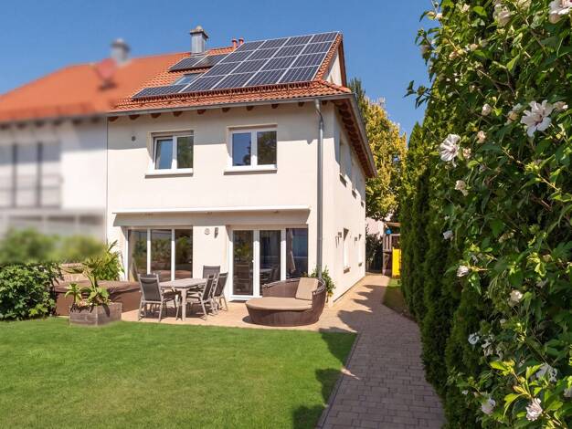 Doppelhaushälfte zum Kauf 749.000 € 4 Zimmer 160 m² 352 m² Grundstück Feucht Feucht 90537