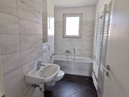 Wohnung zur Miete 370 € 3 Zimmer 60 m² 3. Geschoss frei ab 01.01.2026 Schlotheimer Ring 39 Mühlhausen 99974