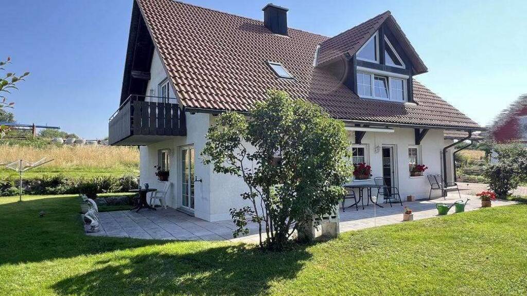 Einfamilienhaus zum Kauf 738.000 € 5,5 Zimmer 189 m² 651 m² Grundstück Attlisberg Höchenschwand 79862