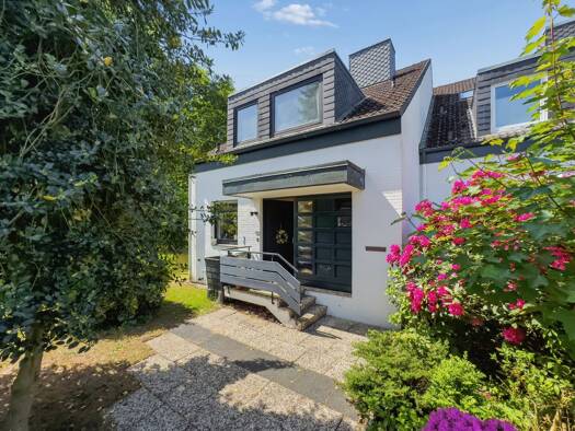 Doppelhaushälfte zum Kauf 520.000 € 4 Zimmer 115,4 m² 966 m² Grundstück Rahlstedt Wandsbek 22149