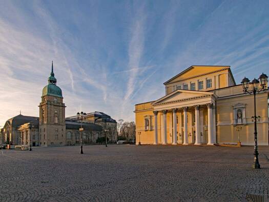 Haus zum Kauf 3.200.000 € 14 Zimmer 495 m² 381 m² Grundstück Darmstadt 64283