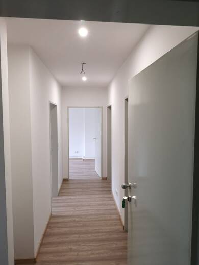 Wohnung zur Miete 650 € 3 Zimmer 62 m² Geschoss EG/2 frei ab 01.09.2025 Heidingsfeld Würzburg 97084