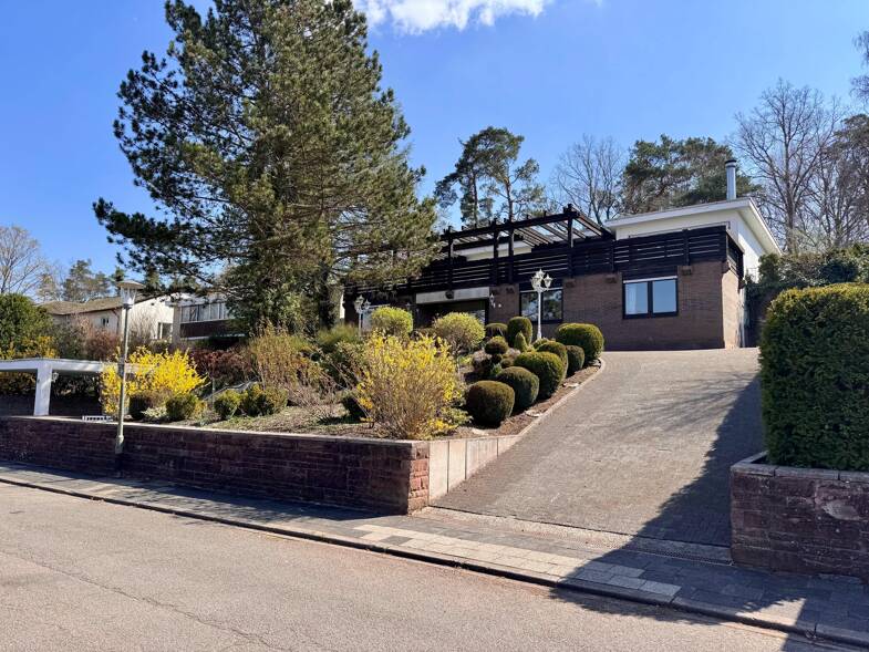 Einfamilienhaus zum Kauf 548.000 € 6 Zimmer 326,3 m² 1.251 m² Grundstück Innenstadt Kaiserslautern 67663