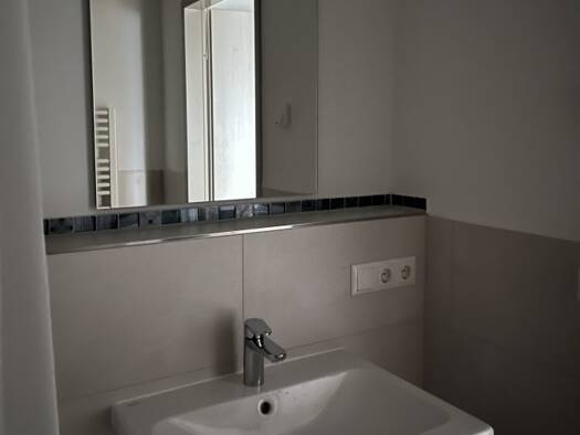 Wohnung zur Miete 600 € 2 Zimmer 46,1 m² Arnsdorf 01477