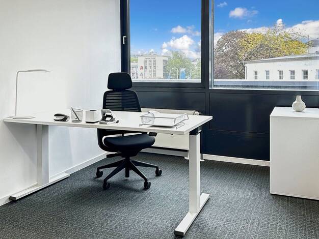 Bürofläche zur Miete provisionsfrei 539 € 8 m² Bürofläche Bornheimer Str. 127 Zentrum Bonn 53119