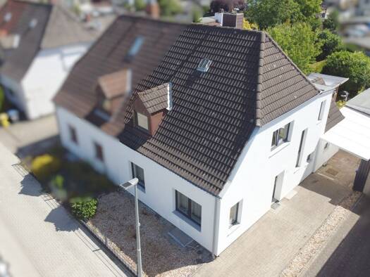 Doppelhaushälfte zum Kauf 199.000 € 5 Zimmer 105 m² 409 m² Grundstück Geestemünde Geestemünde 27570