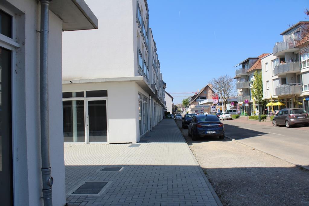 Ladenfläche zum Kauf 528.666 € 148,9 m²<br/>Verkaufsfläche Neuenburg Neuenburg 79395