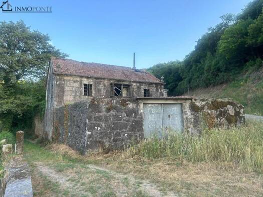 Villa zum Kauf 60.000 € 3 Zimmer 222 m² 6.229 m² Grundstück Forcarei 36540