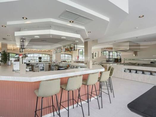 Wohnung zum Kauf provisionsfrei 355.000 € 2 Zimmer 55 m² 1. Geschoss Porto 07670