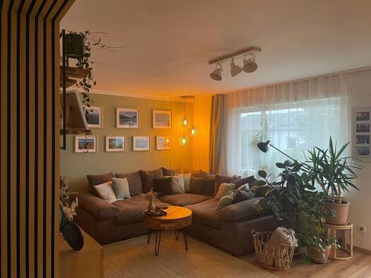Doppelhaushälfte zum Kauf provisionsfrei 600.000 € 5 Zimmer 140 m² 318 m² Grundstück frei ab 01.10.2026 Lengfeld Würzburg 97076