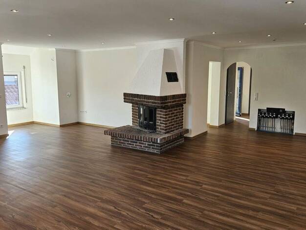 Wohnung zur Miete 1.950 € 3,5 Zimmer 150 m² 1. Geschoss Raunheim 65479