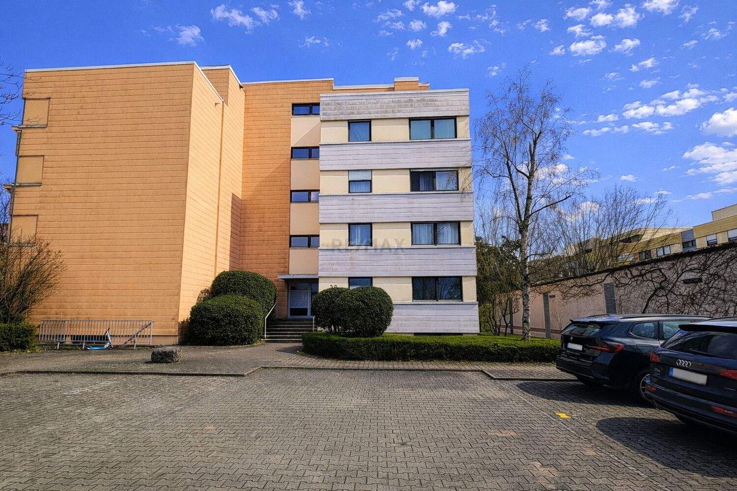 Immobilie in Tamm - Erste eigene Wohnung oder neues Zuhause für Oma oder Opa - direkt an der Natur! - Bild 1