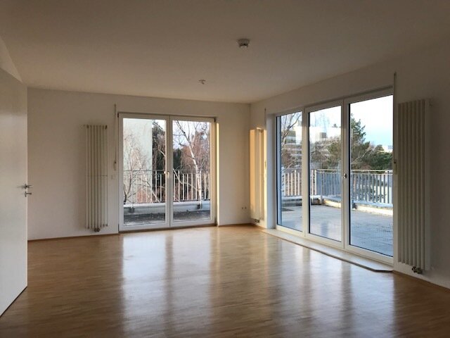 Wohnung zur Miete 1.207,64 € 3 Zimmer 133 m²<br/>Wohnfläche 4.<br/>Geschoss ab sofort<br/>Verfügbarkeit Friedrich-Bauer-Str. 11 Forschungszentrum Erlangen 91058