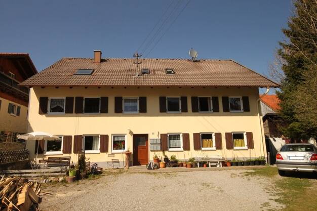 Mehrfamilienhaus zum Kauf 769.000 € 14 Zimmer 291 m² 943 m² Grundstück Altenstadt Schwabniederhofen, Gemeinde Altenstadt 86972