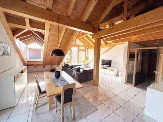 Maisonette zur Miete 1.350 € 4,5 Zimmer 122 m² 1. Geschoss frei ab 01.09.2026 Fliederweg Weilheim Weilheim an der Teck 73235