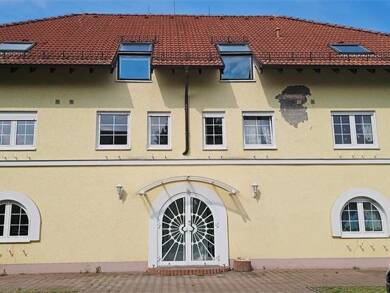 Doppelhaushälfte zum Kauf 420.000 € 5 Zimmer 271,8 m² 372 m² Grundstück Dresden 01328