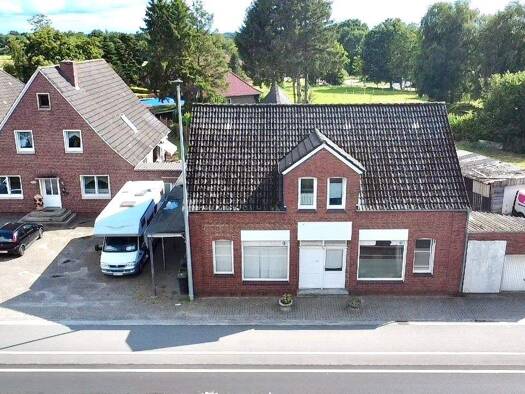 Mehrfamilienhaus zum Kauf 319.000 € 14 Zimmer 300 m² 1.000 m² Grundstück Walle Aurich 26605