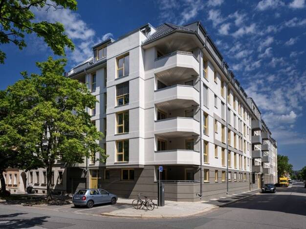 Wohnung zur Miete 868 € 3 Zimmer 74,8 m² 4. Geschoss Elisenstraße 4 Zentrum Zentrum 09111