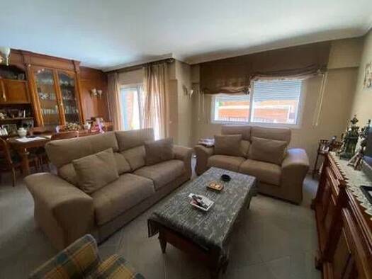 Villa zum Kauf 189.600 € 4 Zimmer 363 m² Calle Comunidad De Baleares Valdemoro 28342