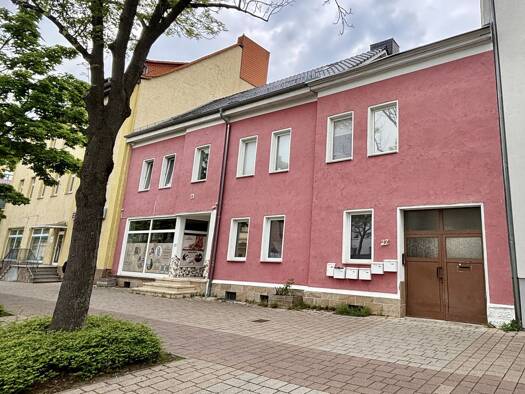 Haus zum Kauf 480.000 € 16 Zimmer 360 m² 755 m² Grundstück Merseburg 06217