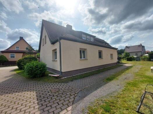 Mehrfamilienhaus zum Kauf 235.000 € 225 m² 2.207 m² Grundstück Bernsdorf 02994