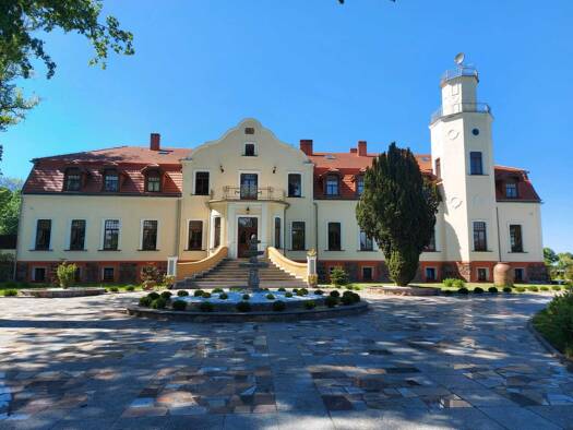 Einfamilienhaus zum Kauf 1.838.000 € 21 Zimmer 1.688 m² 34.000 m² Grundstück gmina Sławoborze 78-314