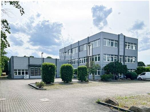 Lagerhalle zur Miete 6,50 € 932 m² Lagerfläche teilbar ab 803 m² Gebersdorf Nürnberg 90449