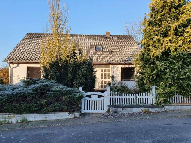 Einfamilienhaus zum Kauf provisionsfrei 498.000 € 6 Zimmer 195 m² 704 m² Grundstück Jägersruh 11 Mascherode Braunschweig 38126