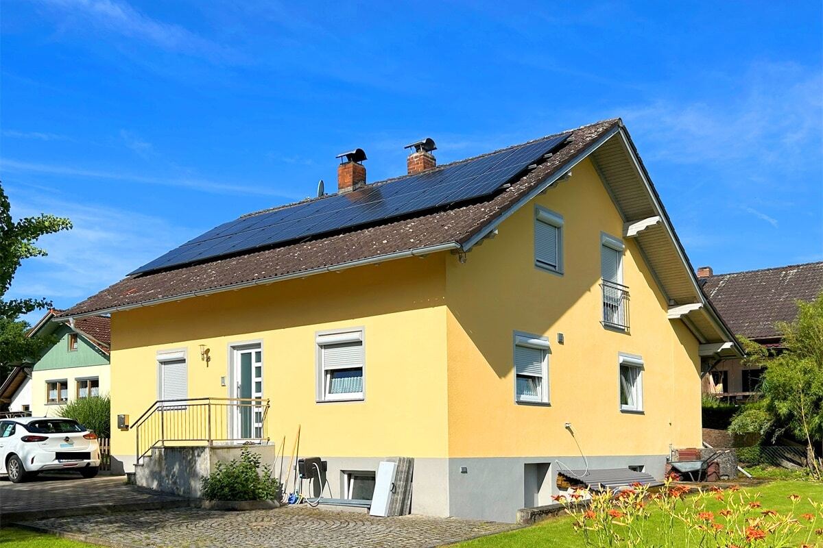 Einfamilienhaus zum Kauf 329.000 € 5 Zimmer 120 m²<br/>Wohnfläche 842 m²<br/>Grundstück Schwarzach Schwarzach 94374