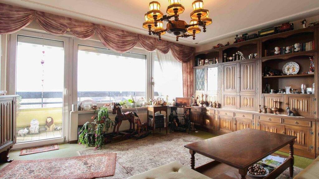 Wohnung zum Kauf 298.000 € 3 Zimmer 80 m² 6. Geschoss Bischofsheim 65474